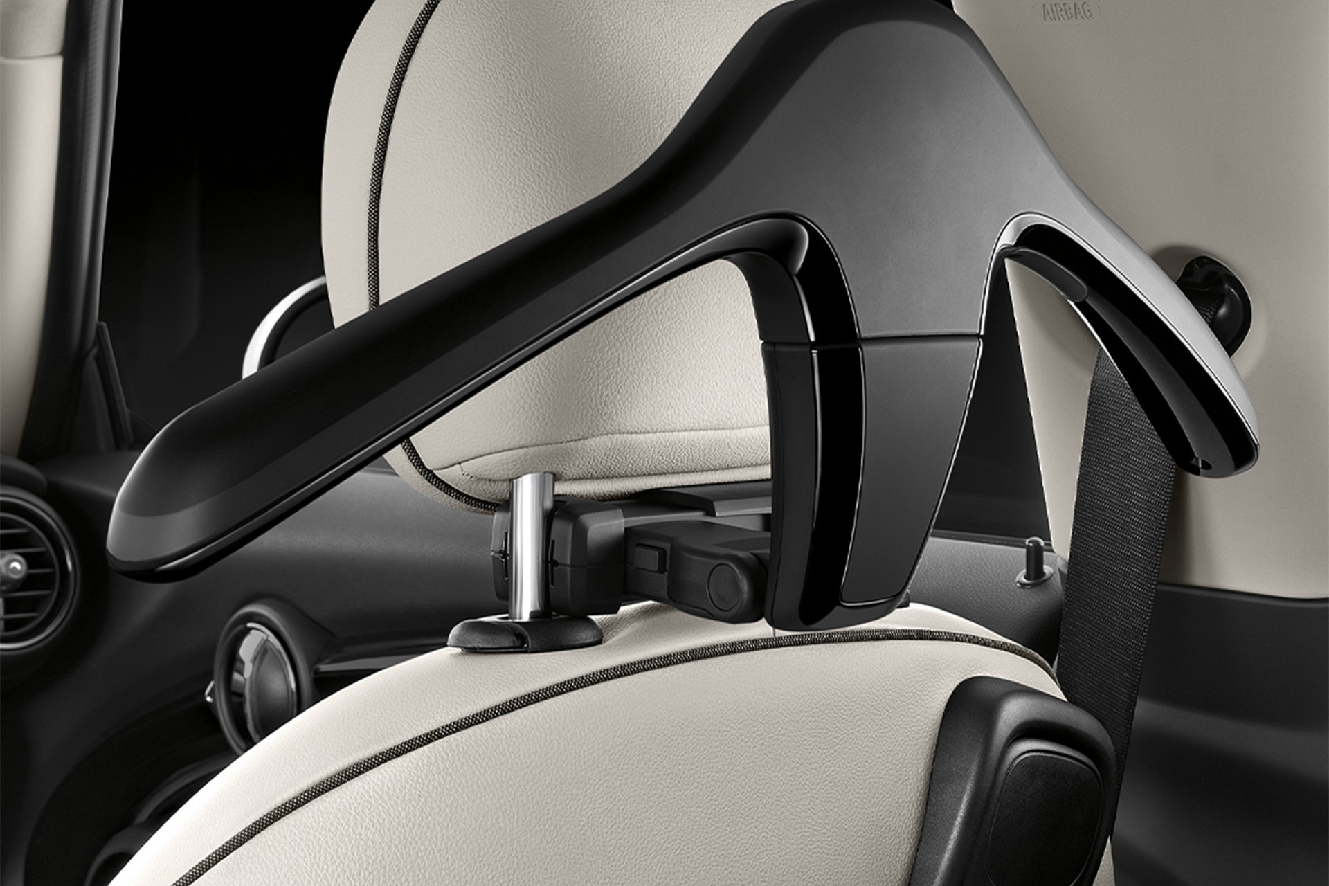 MINI accessoires – kleerhangers – Travel & Comfort System